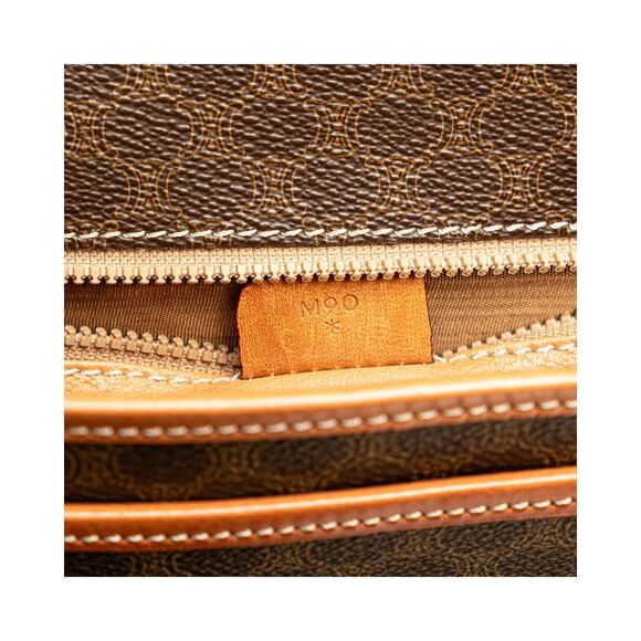 Pre Loved Celine Vintage PVC Leather Crossbody Bag - Picture 6 of 8